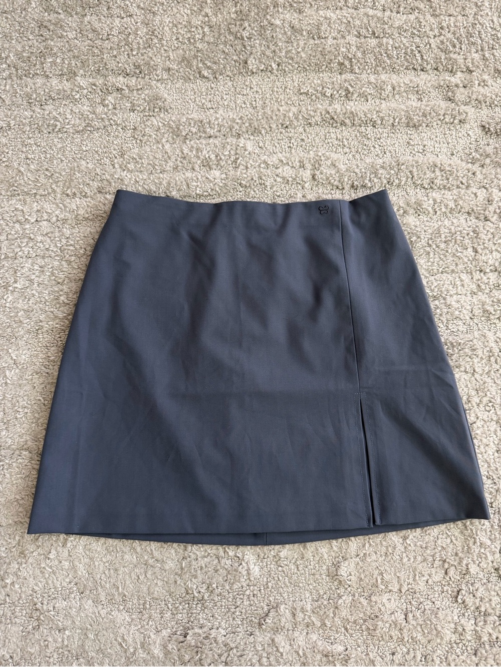EUC Aritzia Size 8 Sunday Best Tatiana Skirt
